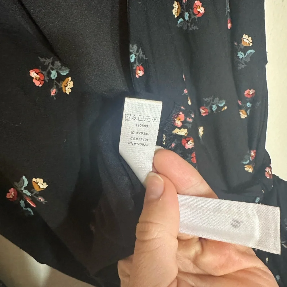 LOFT Black Floral Long Sleeve Wrap Dress - Picture 6 of 9